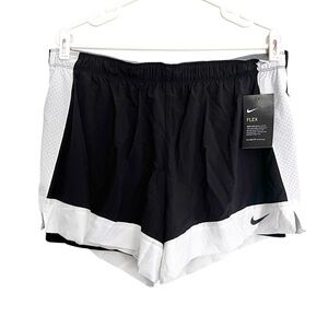 NWT Women’s Nike Dri-Fit 2 in 1 Running Shorts Size XXL Athletic Training